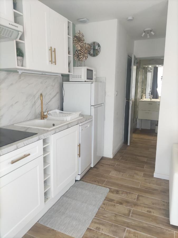 Appartement Jade Dans Residence Proche Tennis/ Centre Naturiste Agde Buitenkant foto